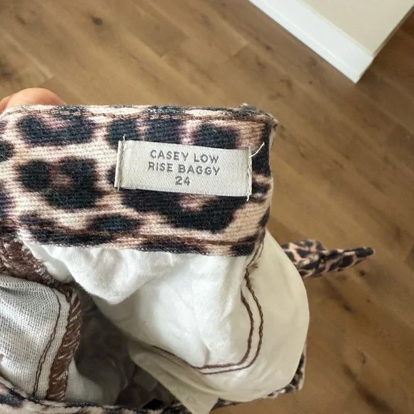 PACSun Leopard Print Low Rise Baggy Wide-Leg Pants - Picture 2 of 3